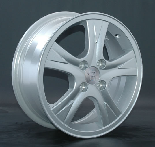 фото диска Replica TD R15 ET50 DIA60,1 PCD:4/100 серебристый